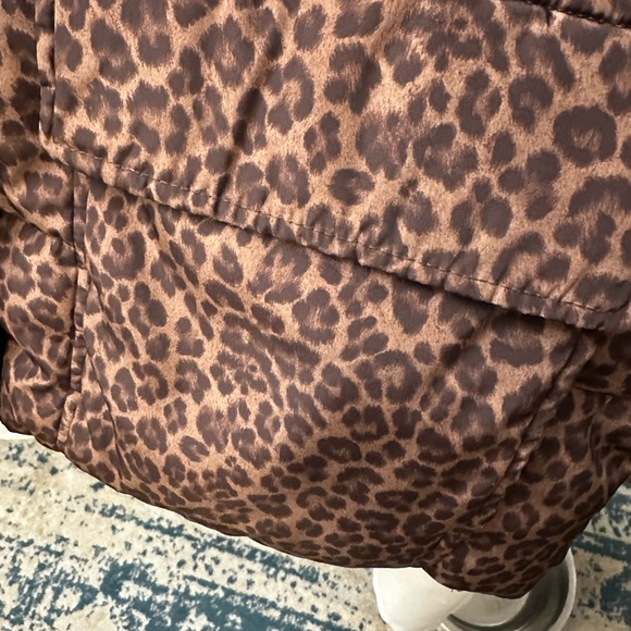 Michael Kors Leopard puffer coat 1X - Picture 2 of 7
